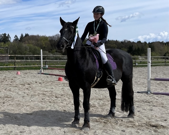 Maxine og Emilia til klubmesterskab i spring 2024
